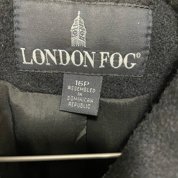 London Fog Women's Black wool coat size 16 Petite - Picture 6 of 8